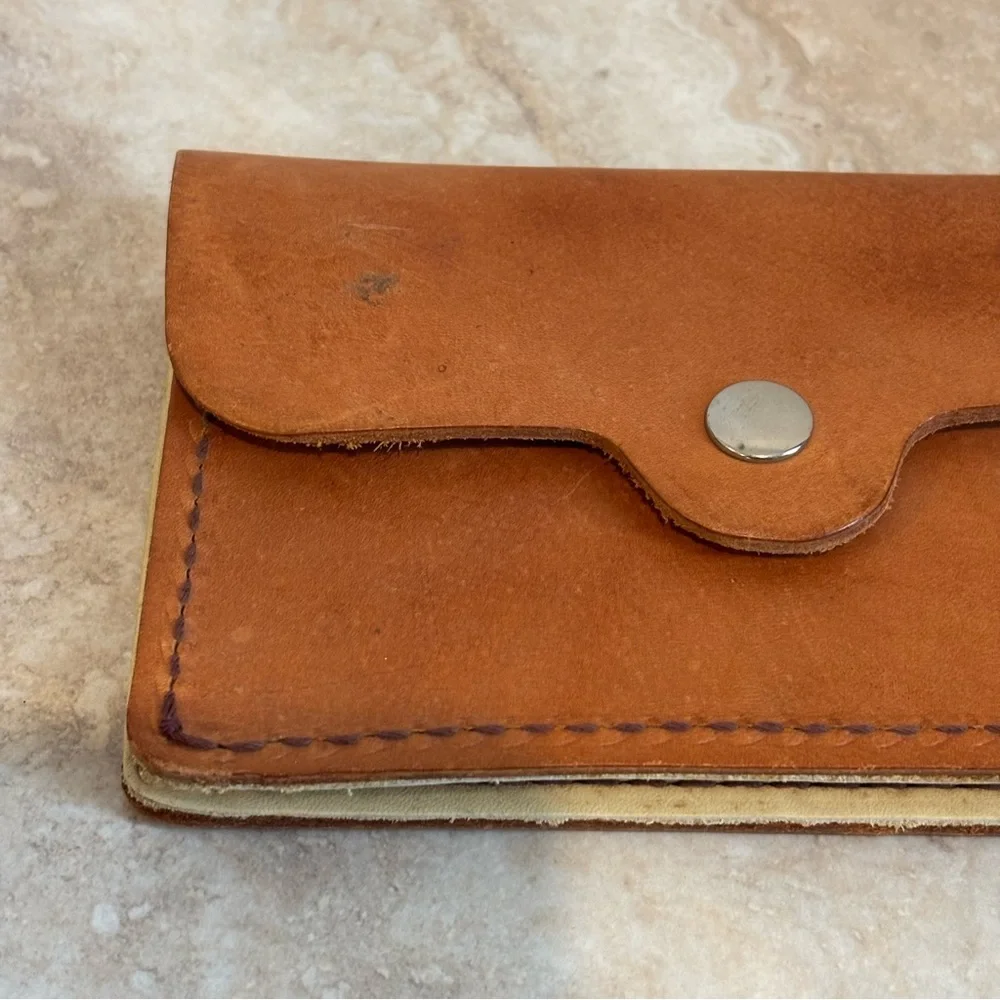 Longhorn Leather natural leather snap pouch